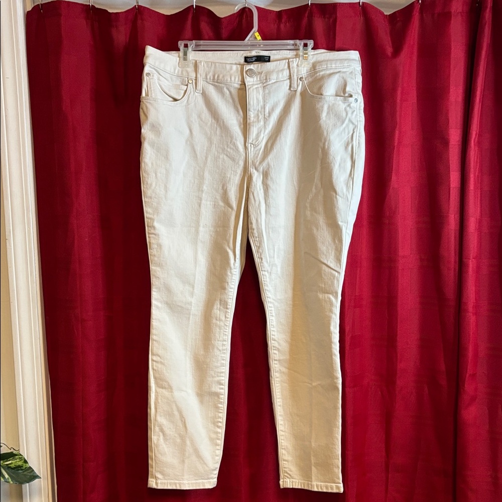Simply Vera Vera Wang Cream Skinny Jeans